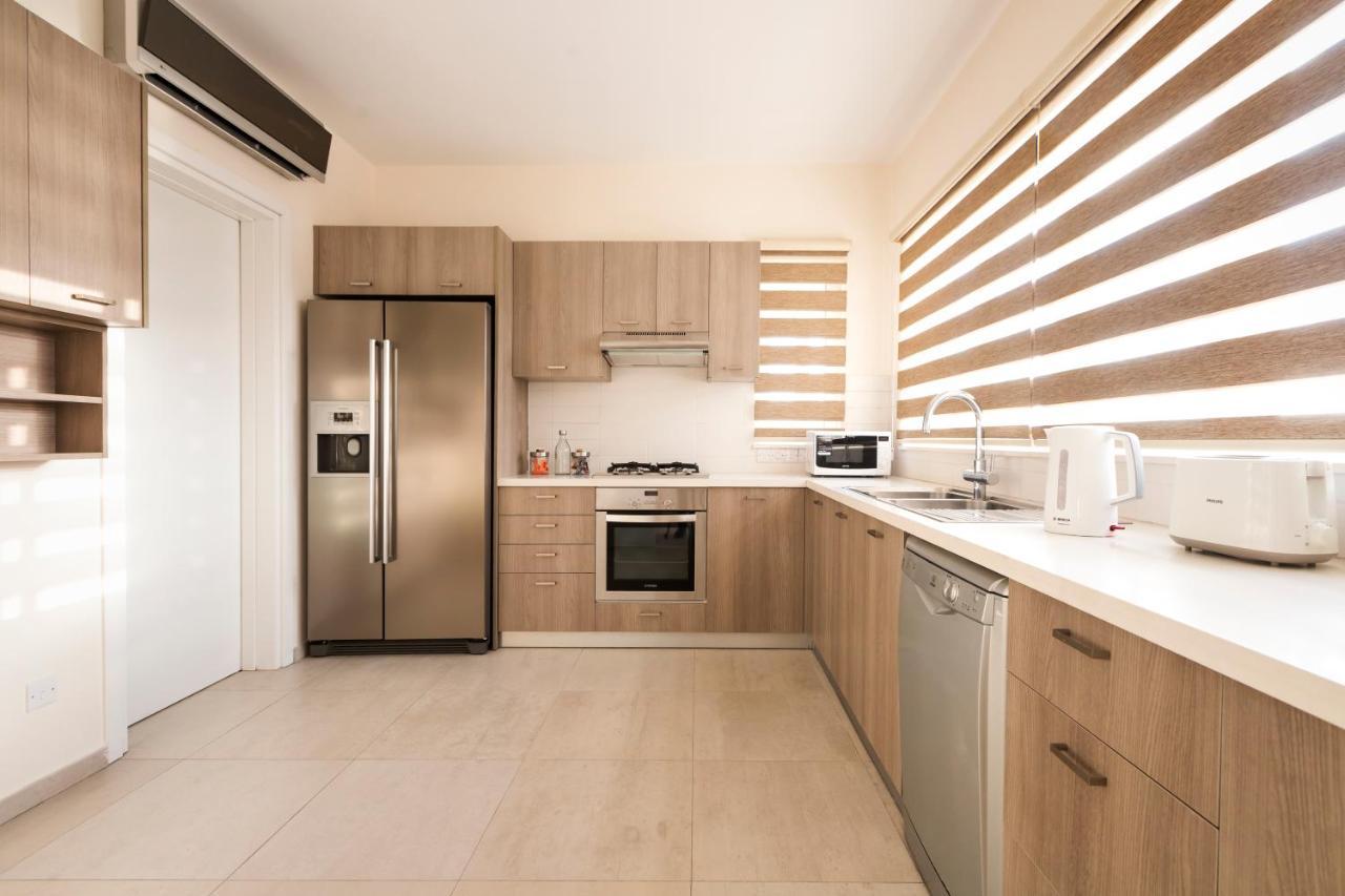 Resitour - Perneri Four Bedroom Villa Pafos Dış mekan fotoğraf