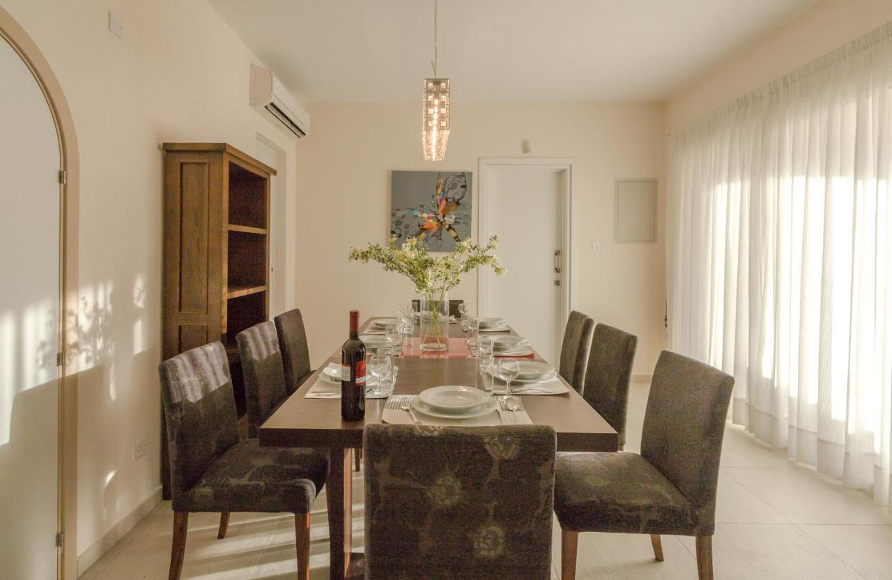 Resitour - Perneri Four Bedroom Villa Pafos Dış mekan fotoğraf